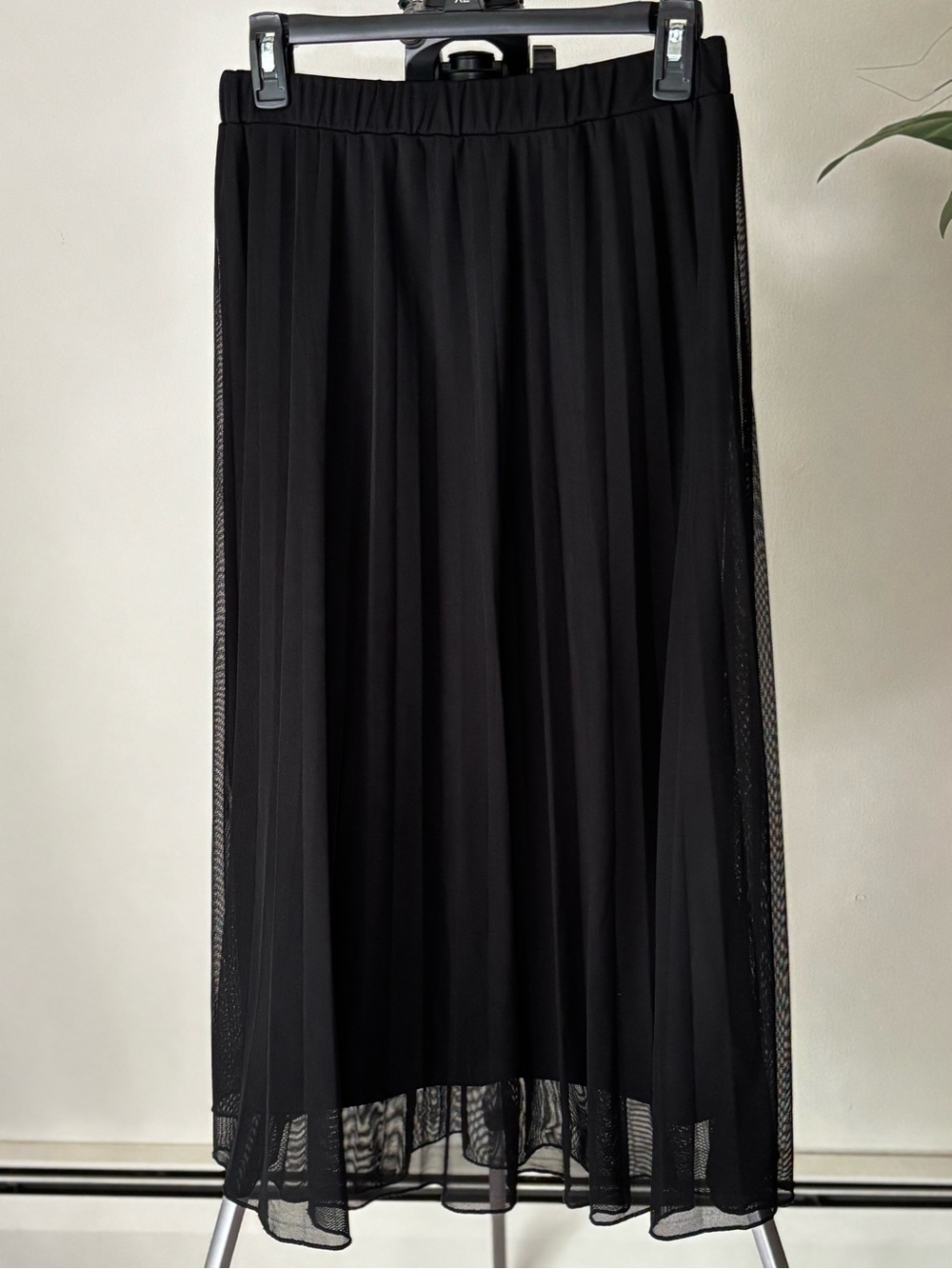 Heart Hips Black Pleated Midi Skirt with Sheer Overlay